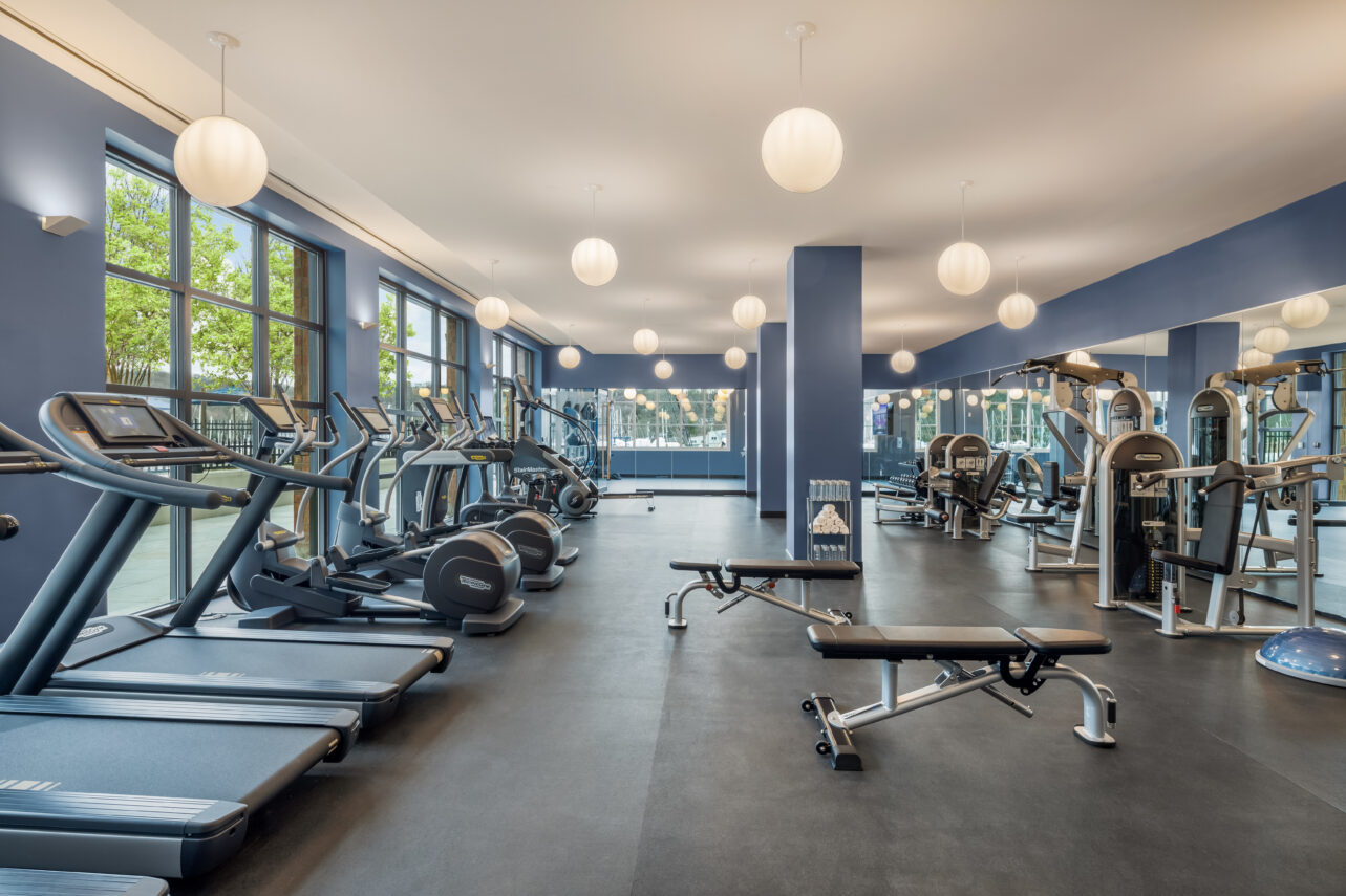 24 hour state of the art fitness center at The Beacon at Garvies Point